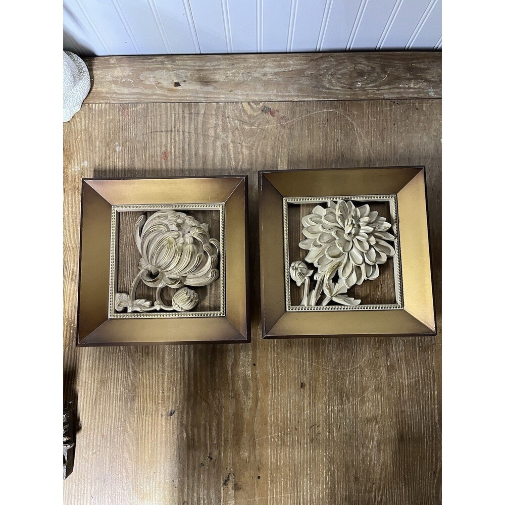 2 Vintage Mid-Century Syroco Wall Flower Pictures Retro 1960s